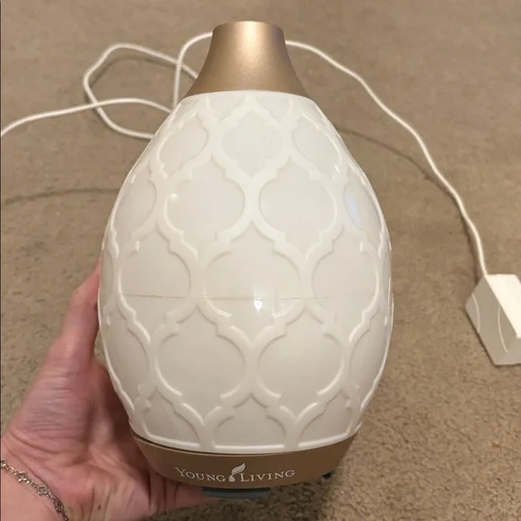 Young Living Diffuser - Picture 3 of 8